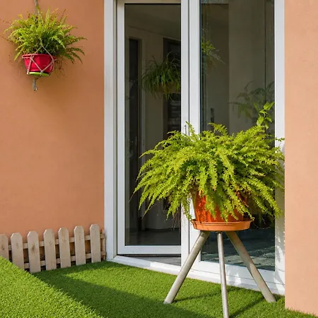 Two-bedroom With Large Terrace And Private Parking Appartement