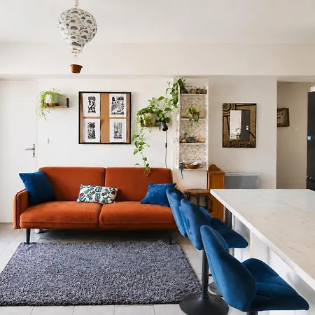 Two-bedroom With Large Terrace And Private Parking Apartament Sète